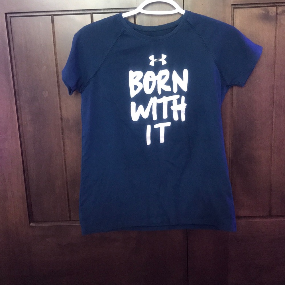 Girls Under Armour Tshirt